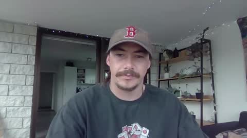 Snapshot of alexx1169 chatting on February 15, 3:09 am Alex online show from February 15, 3:09 am