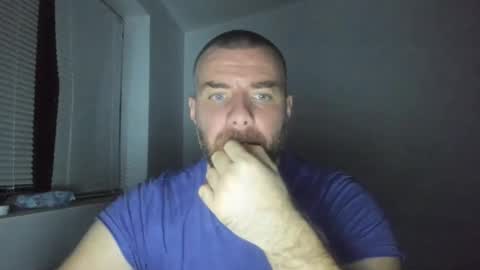 alfiesolomons87 online show from January 4, 8:27 pm