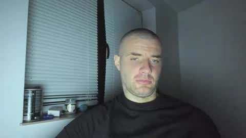 alfiesolomons87 online show from January 27, 9:11 pm