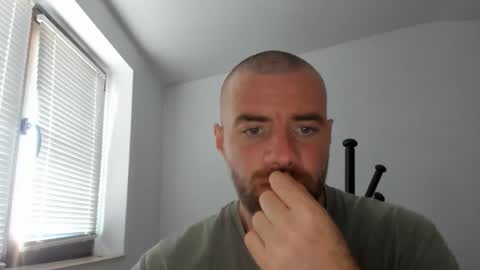 alfiesolomons87 online show from October 17, 11:58 am