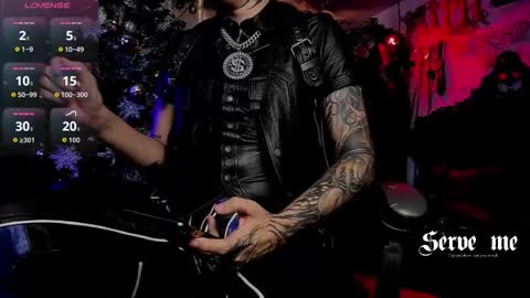   online show from December 21, 7:00 pm