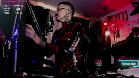   online show from November 19, 5:02 pm