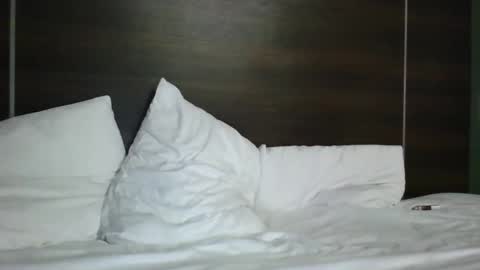 Snapshot of allb2bslover chatting on November 1, 1:31 am allb2bslover online show from November 1, 1:31 am