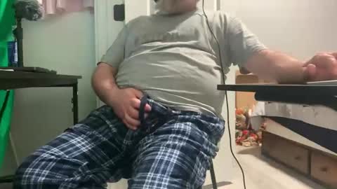 Allergictolove online show from October 30, 11:28 pm