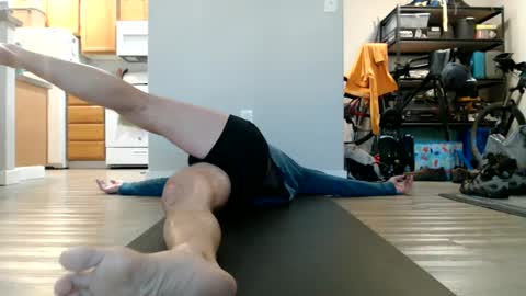 Snapshot of allnaked4 chatting on January 20, 4:01 pm allnaked4 online show from January 20, 4:01 pm