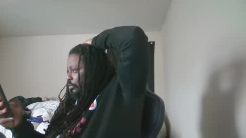 Allniteluvr online show from December 19, 6:12 pm