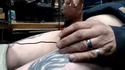 allwolf0323 online show from April 16, 9:09 am