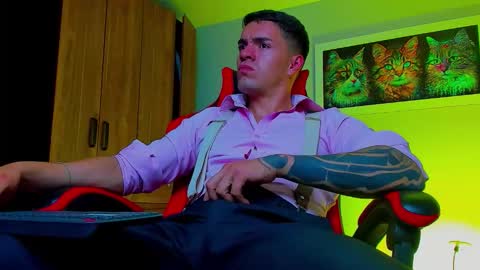 alpha_dominus_ online show from September 23, 4:56 am