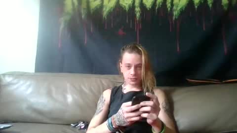 altboy010 online show from June 12, 11:30 am