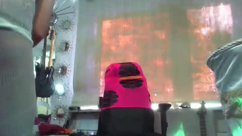 HoneyMelonGuy online show from November 10, 8:08 am