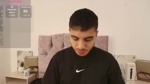 Amadeo Wild online show from October 25, 4:09 pm