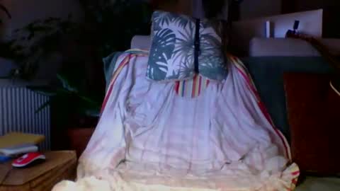 Amberr11 online show from March 2, 12:31 am