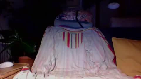 Amberr11 online show from January 3, 11:01 pm