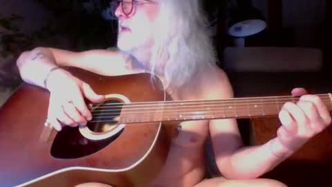 Amberr11 online show from February 13, 12:24 am