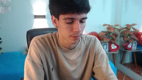 amethystshadow online show from April 9, 9:32 pm