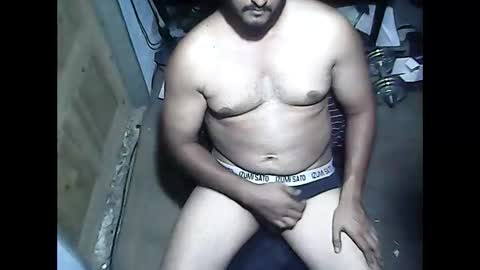 Snapshot of amorousr chatting on February 14, 7:23 pm SubboyShivan online show from February 14, 7:23 pm