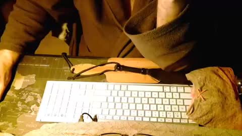 amslave4f online show from January 26, 10:13 pm