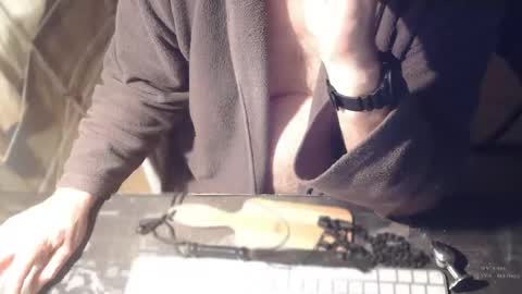 amslave4f online show from September 28, 7:50 am