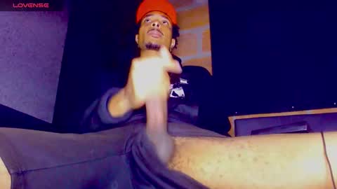 anaconda_94 online show from October 25, 6:42 pm