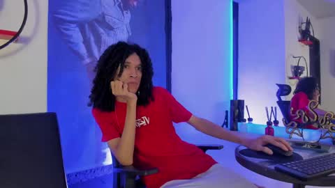 anddy_hugecock online show from May 15, 1:30 pm