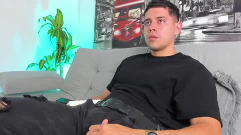 Snapshot of ander_perez chatting on February 3, 4:52 pm ANDER online show from February 3, 4:52 pm