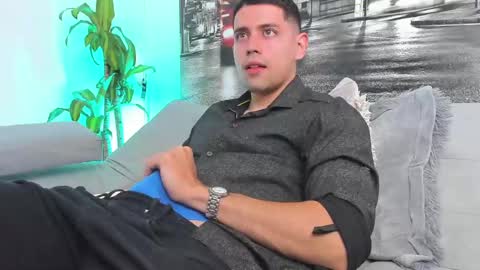 Snapshot of ander_perez chatting on February 12, 3:05 pm ANDER online show from February 12, 3:05 pm