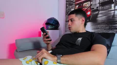 Snapshot of ander_perez chatting on October 21, 3:26 pm ANDER online show from October 21, 3:26 pm
