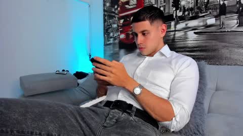 Snapshot of ander_perez chatting on January 10, 4:41 pm ANDER online show from January 10, 4:41 pm