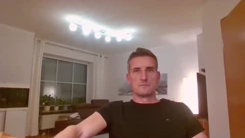 Name online show from November 16, 8:11 pm