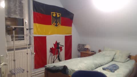 Snapshot of andre124231 chatting on December 26, 4:47 pm Andre online show from December 26, 4:47 pm