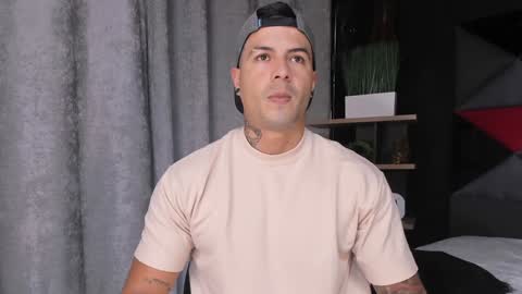 insta andres clark  online show from January 12, 2:52 pm