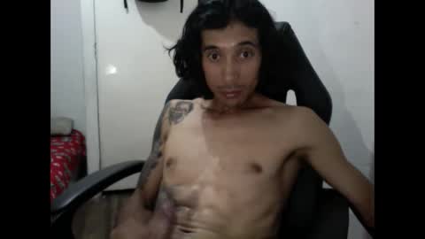 Snapshot of andresdelews chatting on February 27, 11:15 pm Delews online show from February 27, 11:15 pm