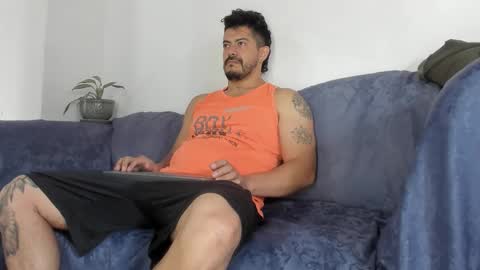 Andres online show from February 8, 4:22 pm