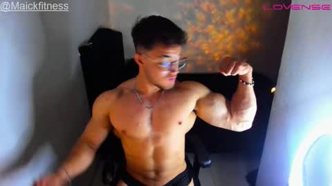   Andrew Harriss  online show from October 12, 7:41 pm