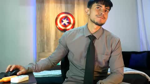 Andrew online show from February 13, 1:50 am