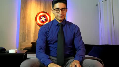 Andrew online show from December 18, 6:43 am