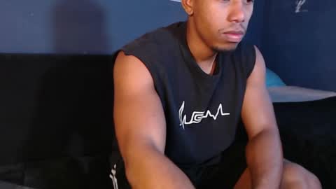 Snapshot of andrew_hoult chatting on March 11, 6:41 pm Andrew online show from March 11, 6:41 pm