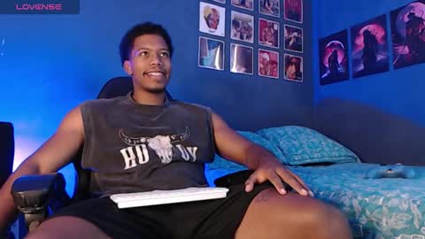 Snapshot of andrew_hoult chatting on October 28, 4:31 pm Andrew online show from October 28, 4:31 pm