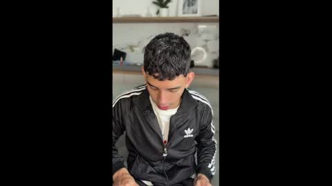 Andrew M. online show from April 19, 3:33 pm