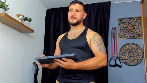 Andrew Diaz online show from January 9, 6:51 am