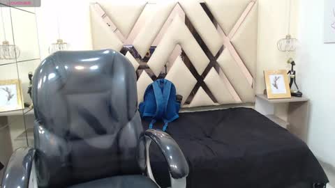 ANDREW online show from January 31, 12:18 pm