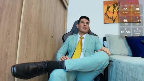 andrewstelee online show from March 11, 5:36 am