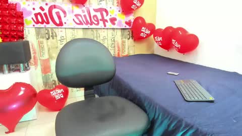   online show from February 14, 7:07 am