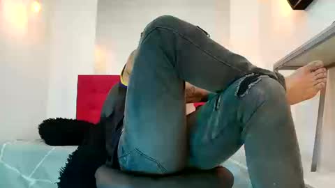   online show from September 10, 9:35 pm