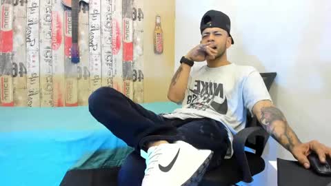   online show from March 12, 7:49 pm