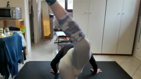 androx77 online show from November 24, 10:05 am