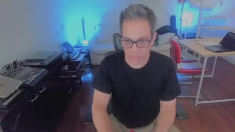 Andrew online show from September 12, 8:25 am