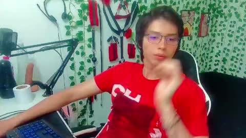 Andy Gray online show from April 5, 4:14 pm