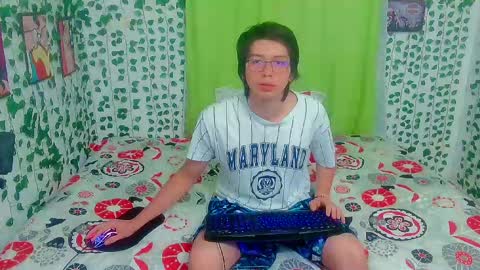 Andy Gray online show from April 24, 12:40 pm