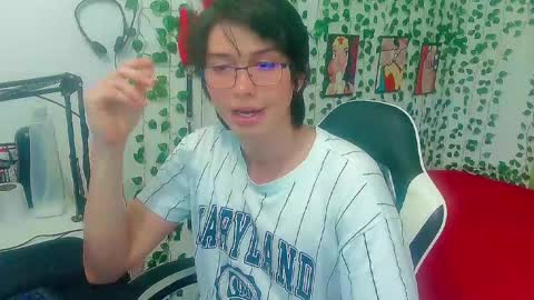 Andy Gray online show from April 29, 6:25 pm